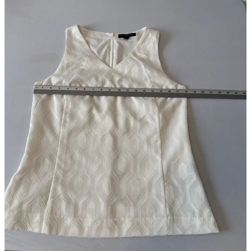 Banana Republic Womens 6 Neutral Chic Jacquard Tank Talc White Sleeveless Blouse